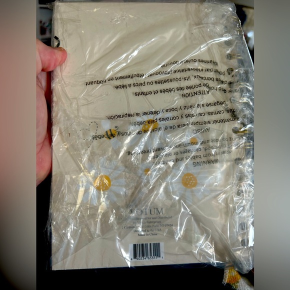 Journal spiral always be kind bee 🐝 themed four tabs flower bee flower honeypot - Picture 3 of 5